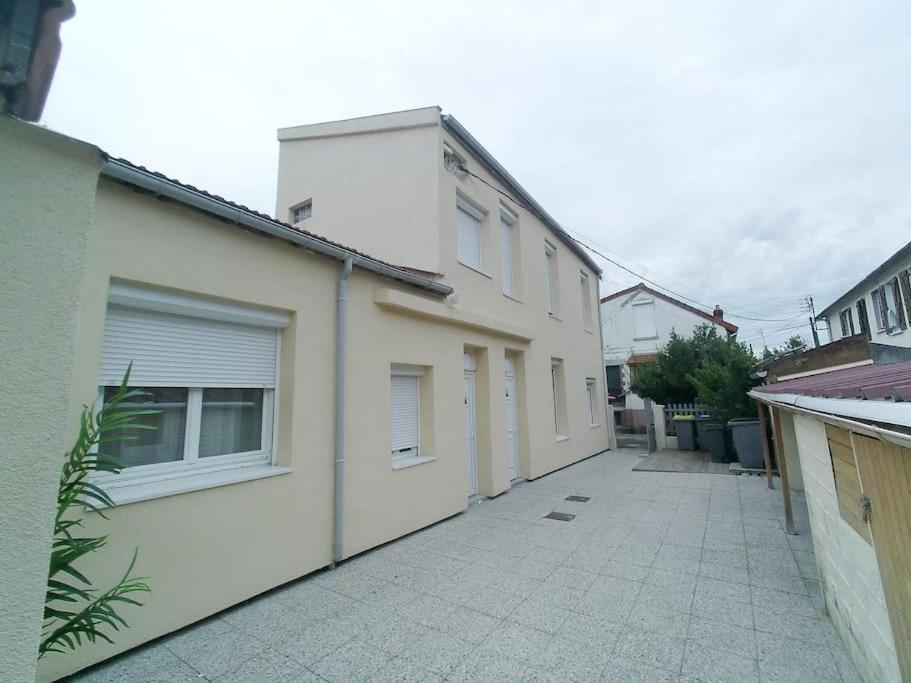 *Douceur Des Tropiques*Parisis Appartement Argenteuil Buitenkant foto