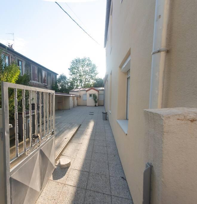 *Douceur Des Tropiques*Parisis Appartement Argenteuil Buitenkant foto